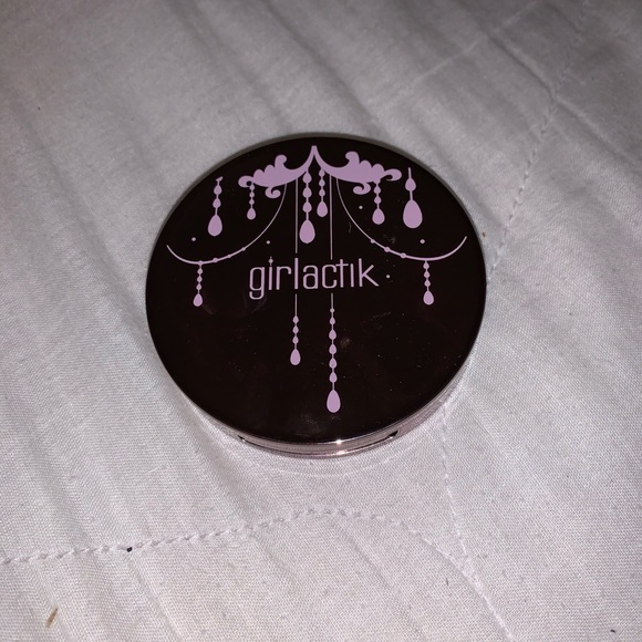 girlactik Other - Girlactik skin glow highlight and luminous blush